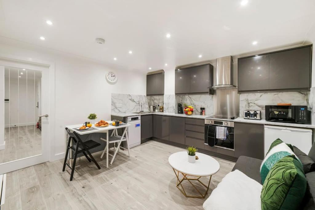 Modern 2 Bedroom Apartment In The Heart Of 伦敦 外观 照片